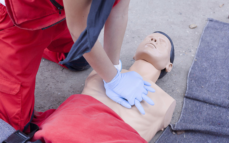 Eerste hulp bij hartstilstand? Zo red jij levens in Aarschot met een AED!